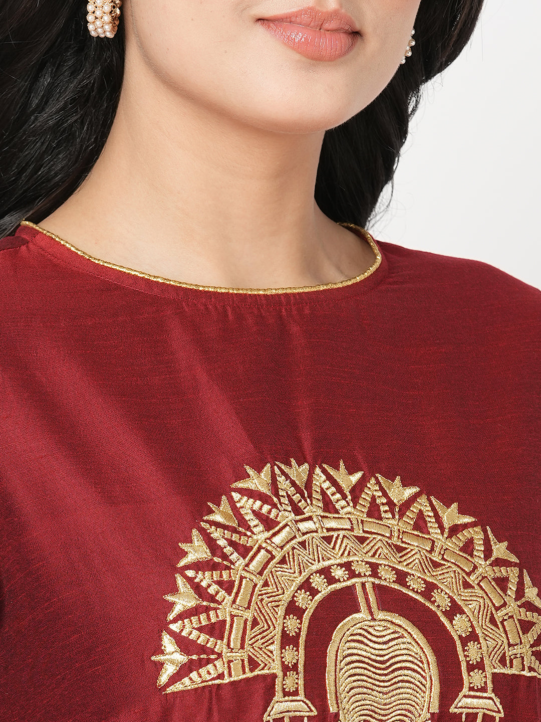 Hashtag Be A long straight festive kurta with elaborate gold thread work
