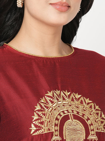 Hashtag Be A long straight festive kurta with elaborate gold thread work