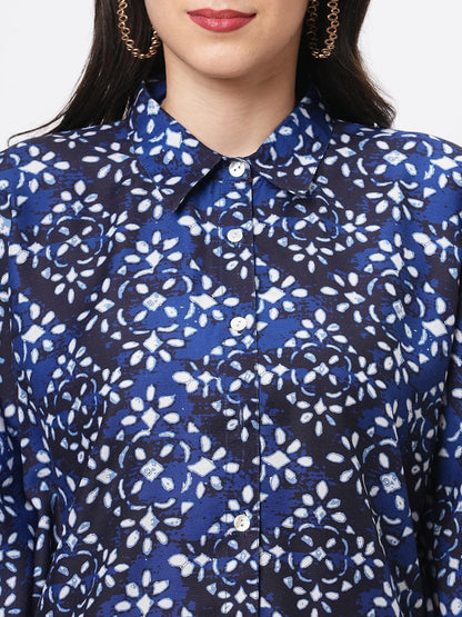 Hashtag Be Kaftan shirt with front button placket in Blue print
