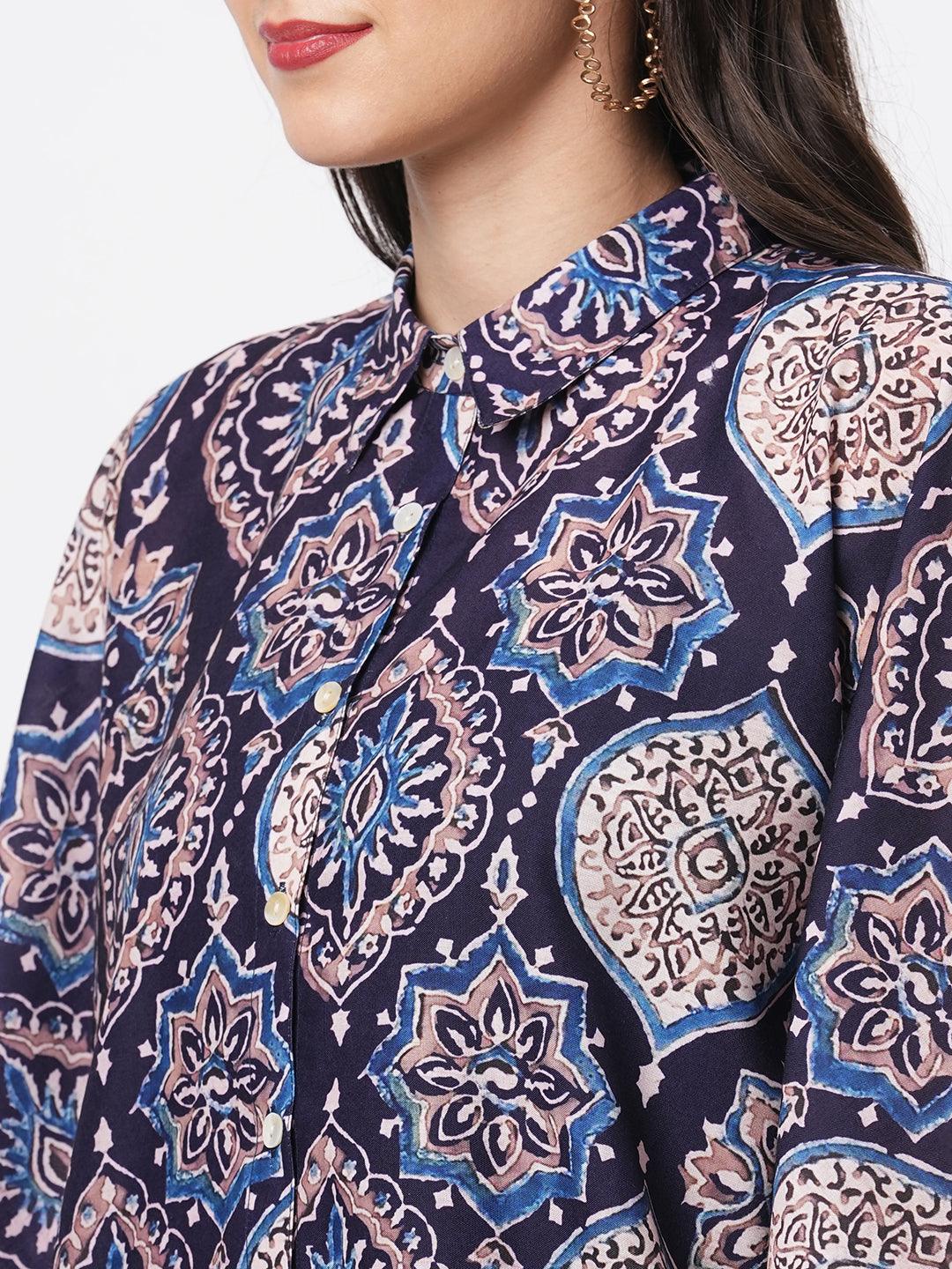 Hashtag Be Kaftan shirt with front button placket in indigo print