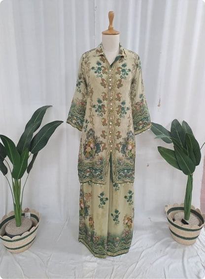 Sea Green Floral Embroidered Kurta Set