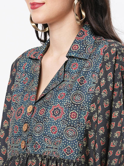 Hashtag Be Featuring a green printed kaftan dress in wide silhouette.Airy silhouette best suited for a casual coffee date.
