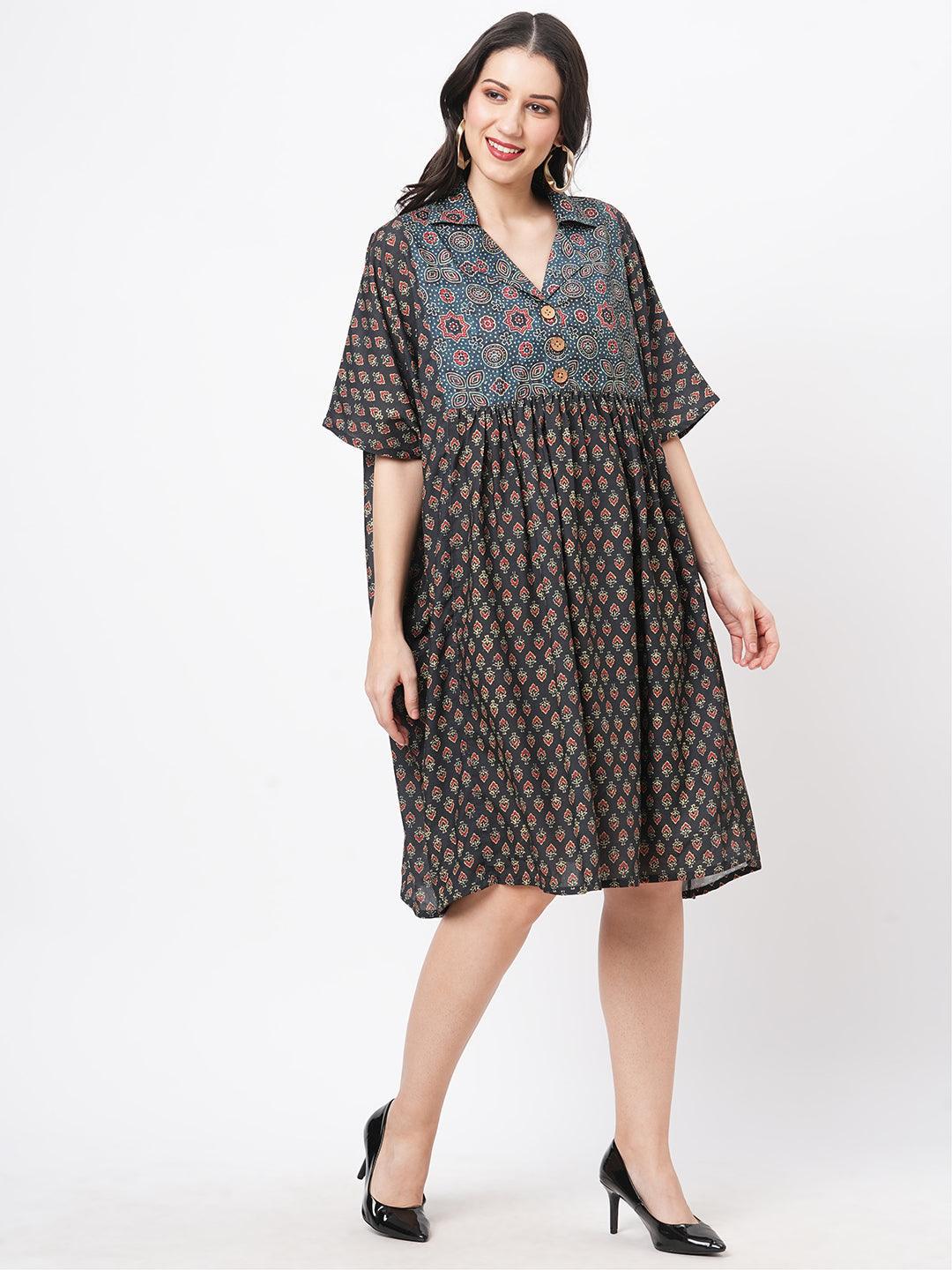 Hashtag Be Featuring a green printed kaftan dress in wide silhouette.Airy silhouette best suited for a casual coffee date.