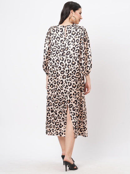 Hashtag Be oversized animal print calf length dress for a date in the evening