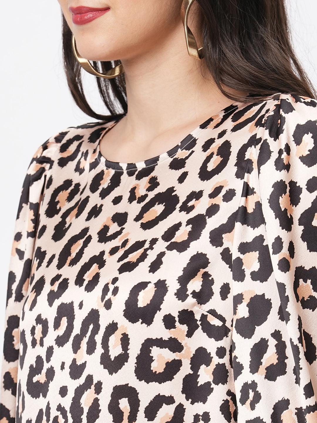 Hashtag Be oversized animal print calf length dress for a date in the evening