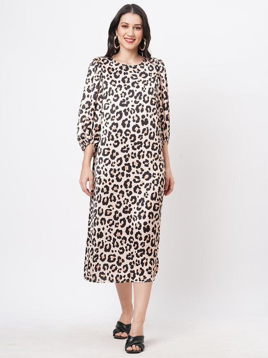 Hashtag Be oversized animal print calf length dress for a date in the evening