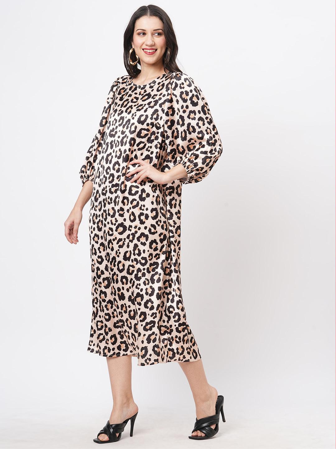 Hashtag Be oversized animal print calf length dress for a date in the evening