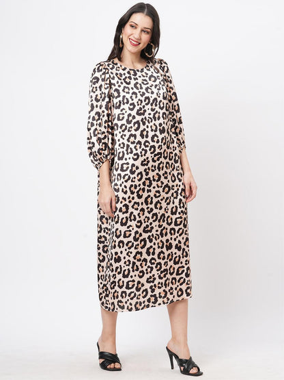 Hashtag Be oversized animal print calf length dress for a date in the evening